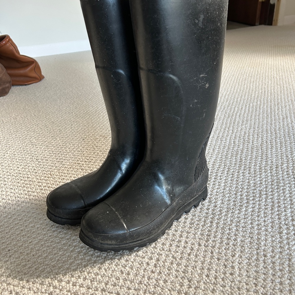 Sorel Tall Boots  Black size 10 EUC